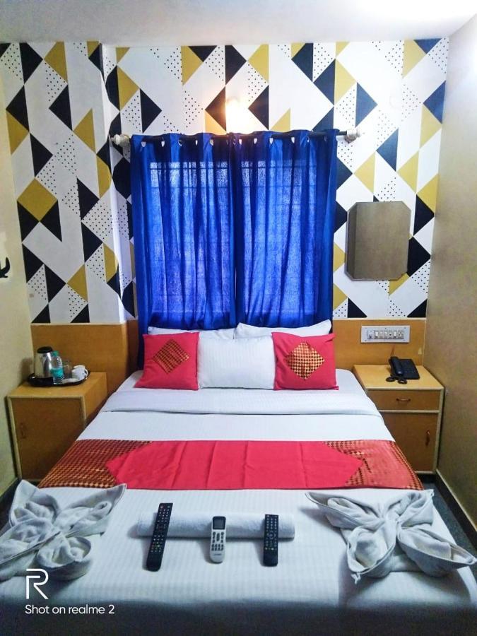 Oyo 75854 Hotel Harsha Residency Bangalore Ngoại thất bức ảnh
